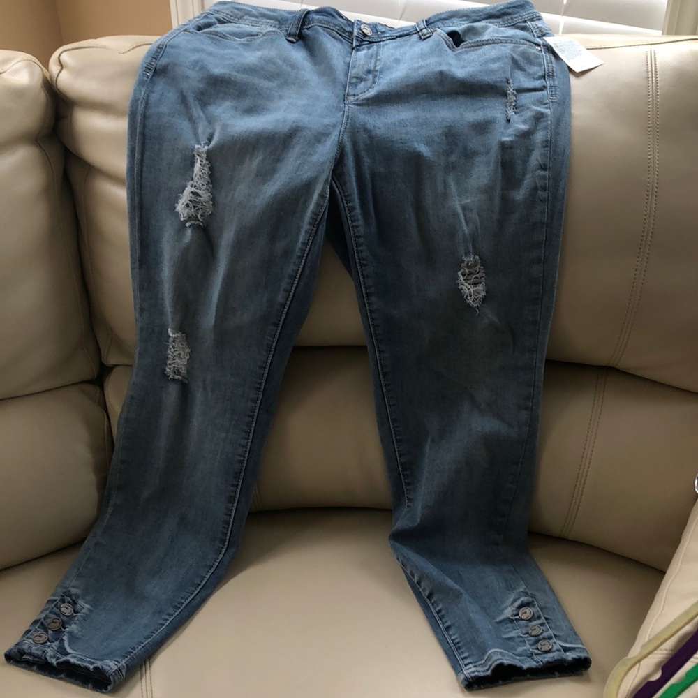 16W skinny ankle jeans